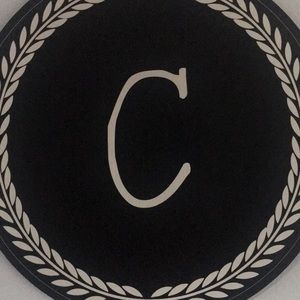 Meet your Posher, Felicia